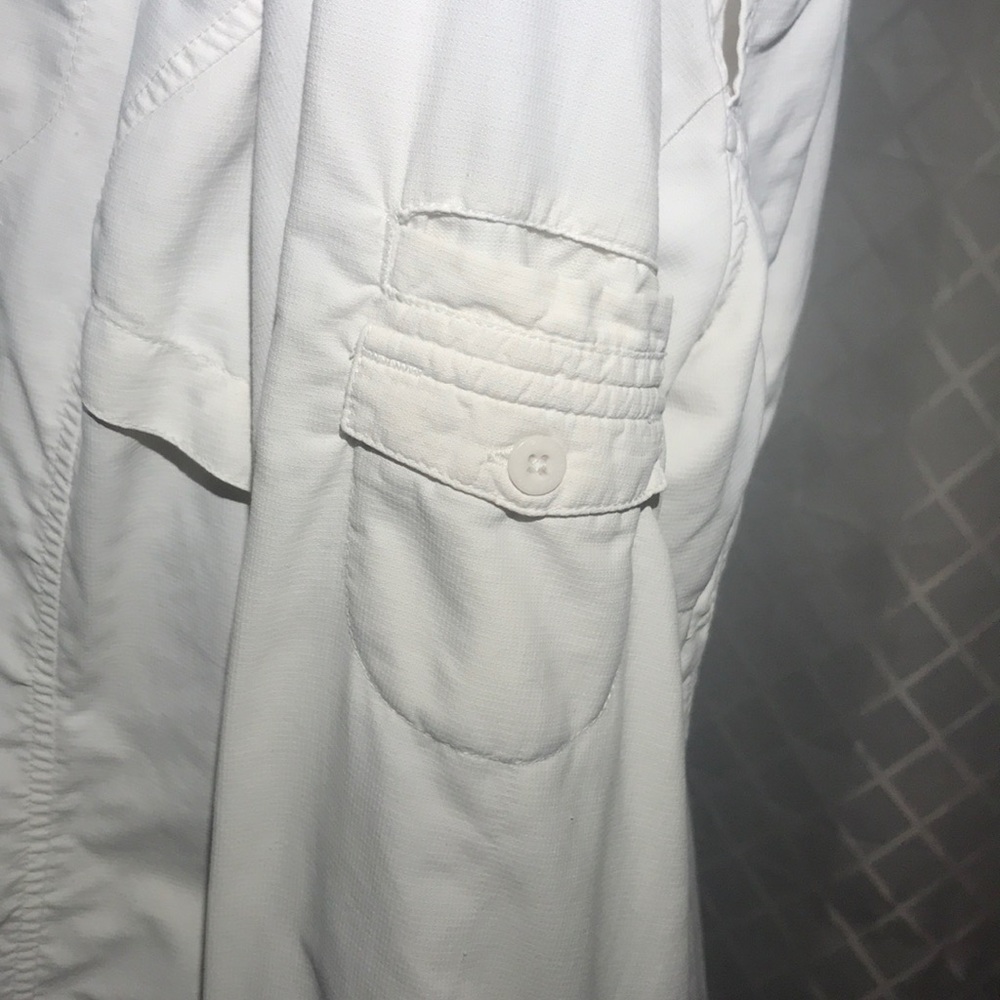 Women’s Columbia titanium XL button down shirt - Picture 4 of 6
